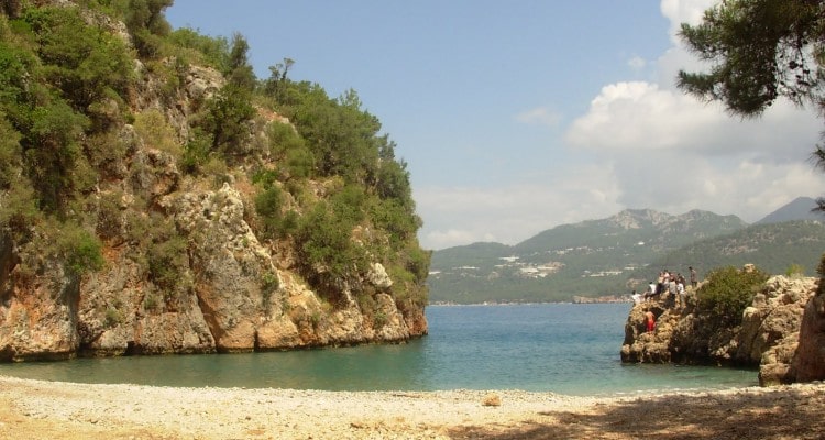 Suluada'nın Gizli Koyları: Amerikan Koyu'ndan Gelidonya Fenerine